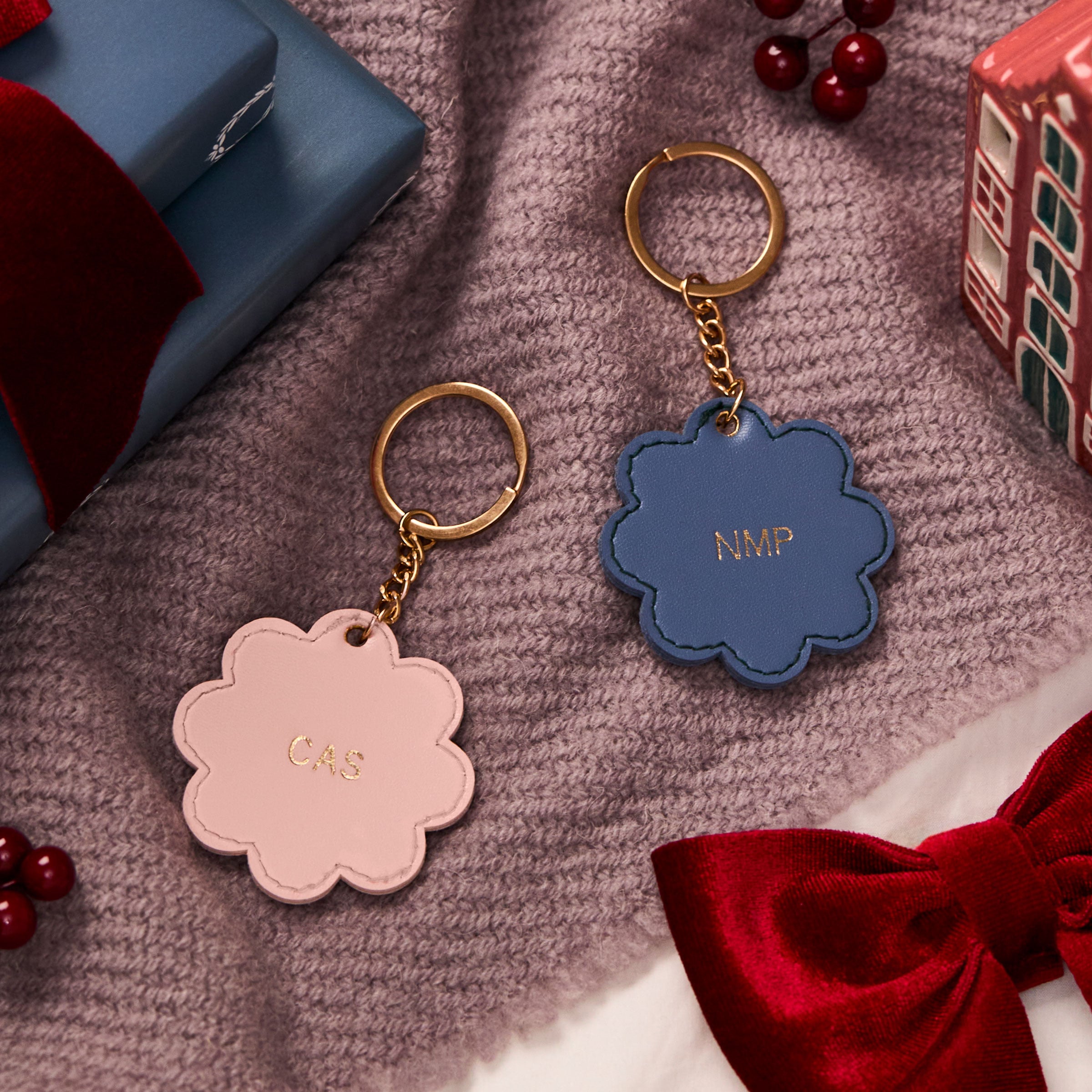 martha brook personalised stationery personalised scalloped key ring christmas main image