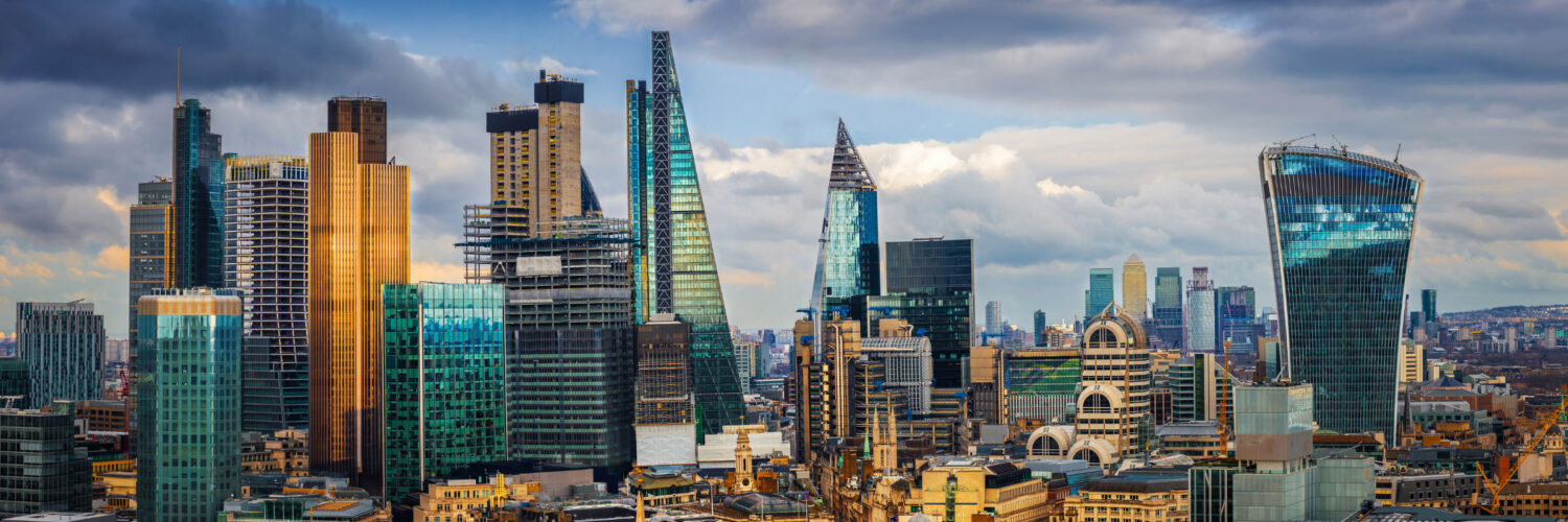 martha brook blog post 7 brilliant free activities in London this summer london skyline banner