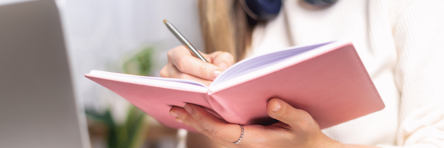 Martha Brook blog personalised stationery blog 7 benefits of journaling for mental health