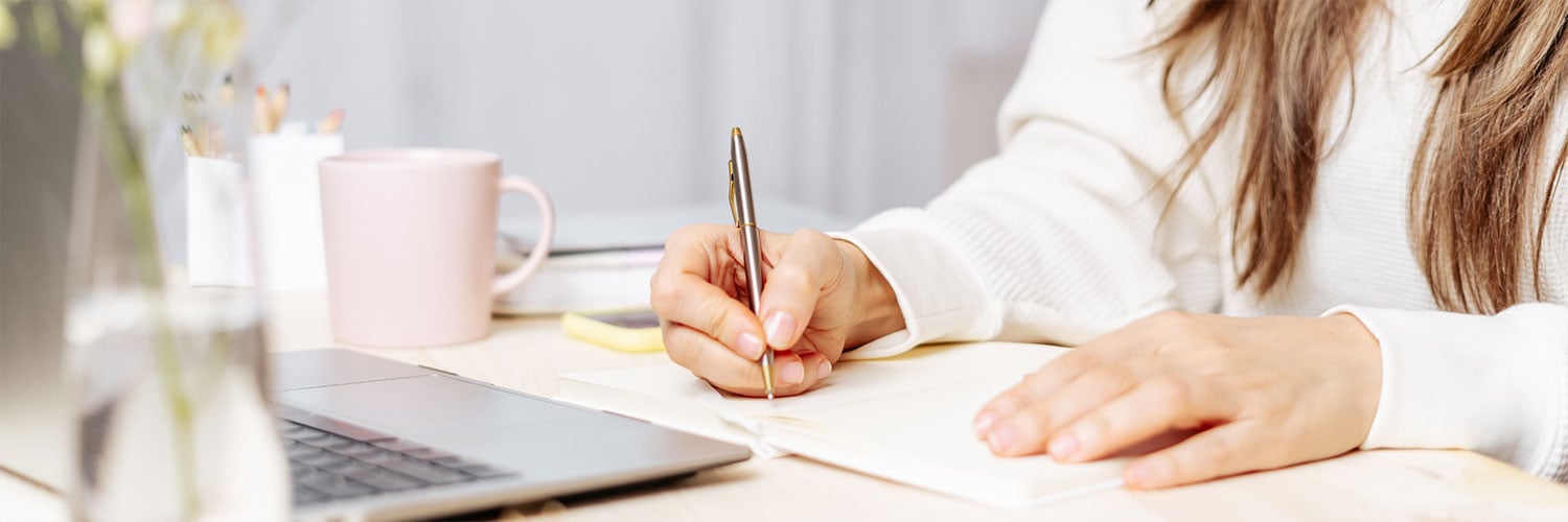 10 dreamy school supplies for grown-ups that give us that back-to-school feeling header